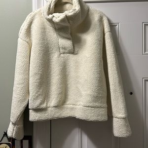 Bagatelle Collection Fleece White size L - NWT
